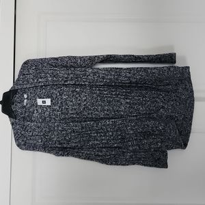Gap women's sweater cardigan sz. Medium